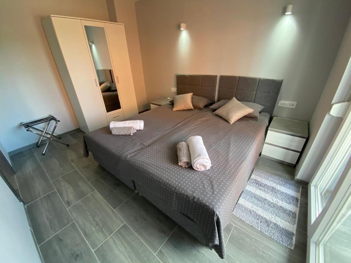 Villa Maleo Medolino Esterno foto